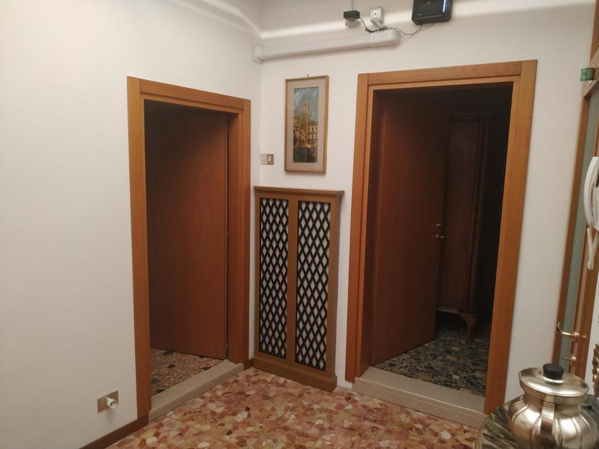 Guizzo Apartment Venezia Exterior foto